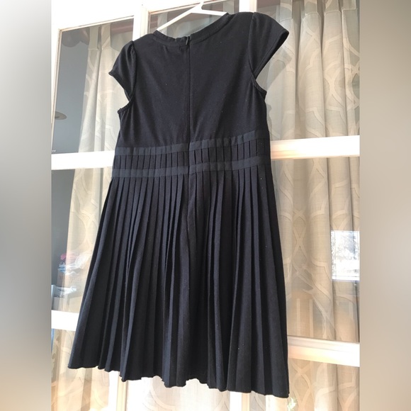 Gymboree size 7 black dress pleated skirt with black flower detail & “gem” - Picture 4 of 5